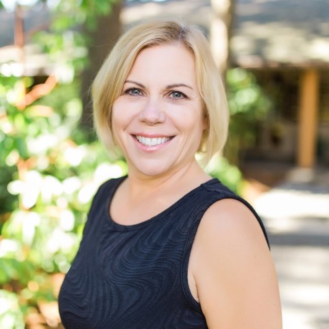Selena, Scheduling Coordinator at Cedar View Dental, Lynnwood, WA